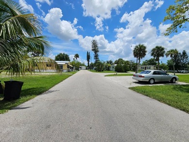 "Cash Sale preferred" Seller is motivated and open to on Sabal Springs Golf and Racquet Club in Florida - for sale on GolfHomes.com, golf home, golf lot