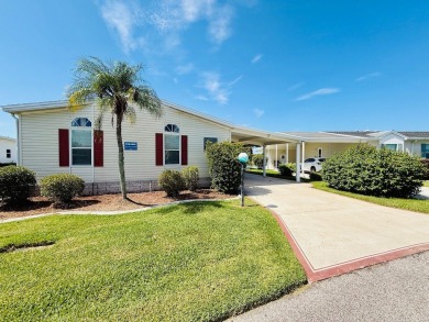 EXQUISTE LAKEFRONT HOME IN A GATED COMMUNITY OFFERING on Cypress Greens in Florida - for sale on GolfHomes.com, golf home, golf lot