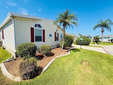 EXQUISTE LAKEFRONT HOME IN A GATED COMMUNITY OFFERING on Cypress Greens in Florida - for sale on GolfHomes.com, golf home, golf lot