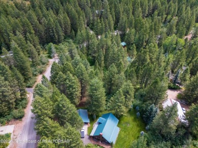 Tree Lined Lot on Vista Drive, Star Valley Ranch.
Tucked among on Star Valley RV Golf Course in Wyoming - for sale on GolfHomes.com, golf home, golf lot