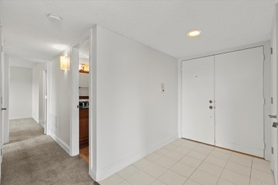 Don't miss this exceptional opportunity to own a 2-bedroom on Heather Ridge Golf Club in Illinois - for sale on GolfHomes.com, golf home, golf lot