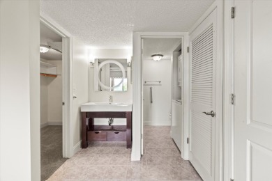 Don't miss this exceptional opportunity to own a 2-bedroom on Heather Ridge Golf Club in Illinois - for sale on GolfHomes.com, golf home, golf lot