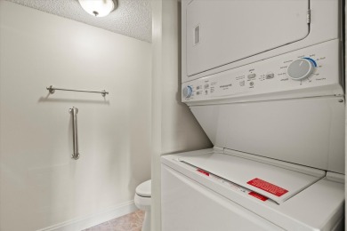 Don't miss this exceptional opportunity to own a 2-bedroom on Heather Ridge Golf Club in Illinois - for sale on GolfHomes.com, golf home, golf lot