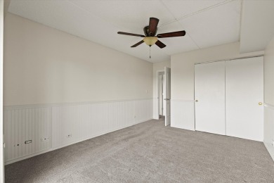 Don't miss this exceptional opportunity to own a 2-bedroom on Heather Ridge Golf Club in Illinois - for sale on GolfHomes.com, golf home, golf lot