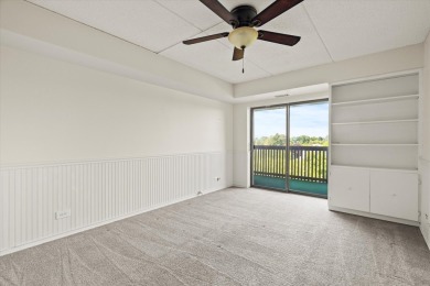 Don't miss this exceptional opportunity to own a 2-bedroom on Heather Ridge Golf Club in Illinois - for sale on GolfHomes.com, golf home, golf lot