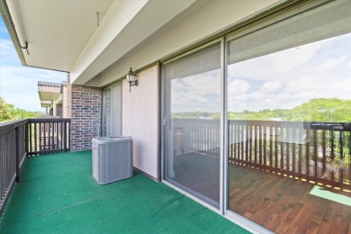 Don't miss this exceptional opportunity to own a 2-bedroom on Heather Ridge Golf Club in Illinois - for sale on GolfHomes.com, golf home, golf lot