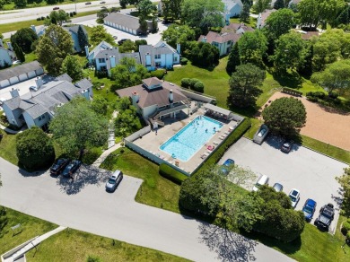 Don't miss this exceptional opportunity to own a 2-bedroom on Heather Ridge Golf Club in Illinois - for sale on GolfHomes.com, golf home, golf lot