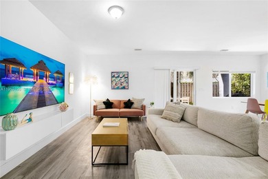 Priced to Sell!!Welcome Home! This Spectacular 3 Bedroom + 3 on Pompano Beach Golf Course  in Florida - for sale on GolfHomes.com, golf home, golf lot