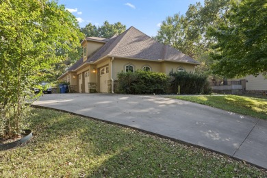 Beautiful 4-bed, 2 full & 2 half-bath home offering 3,589 sq ft on The Coves Golf Course in Oklahoma - for sale on GolfHomes.com, golf home, golf lot