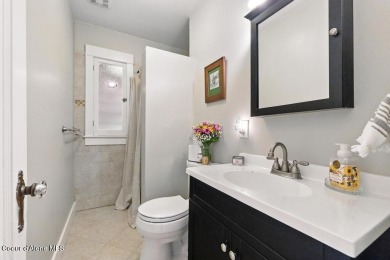 Beautifully updated Cape Cod style home just steps from Manito on Manito Golf and Country Club in Washington - for sale on GolfHomes.com, golf home, golf lot