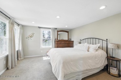 Beautifully updated Cape Cod style home just steps from Manito on Manito Golf and Country Club in Washington - for sale on GolfHomes.com, golf home, golf lot
