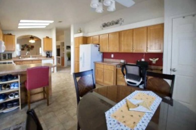 #82 Welcome to this charming and well-maintained 2-bedroom on Mountain Brook Golf Club in Arizona - for sale on GolfHomes.com, golf home, golf lot
