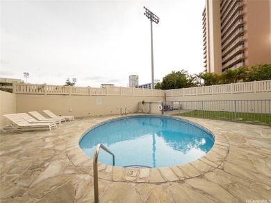 You have to come see this one! This 2-bedroom, 2-bath, 2-parking on Honolulu Country Club in Hawaii - for sale on GolfHomes.com, golf home, golf lot