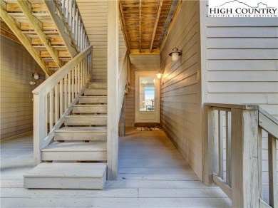 Prime Sugar Mountain Location - Walk to the Slopes!
Welcome to on Sugar Mountain Golf Course in North Carolina - for sale on GolfHomes.com, golf home, golf lot
