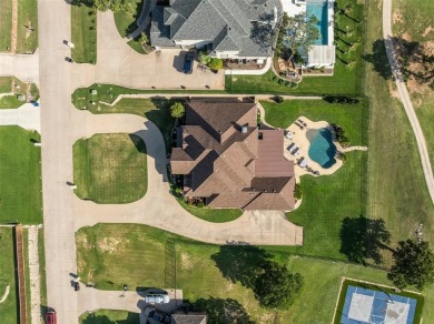 Luxury Golf Course Living in The Resort on Eagle Mountain Lake
 on The Golf Club at Resort Eagle Mountain Lake in Texas - for sale on GolfHomes.com, golf home, golf lot