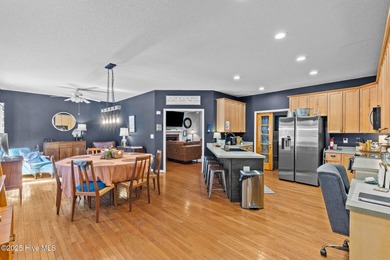 Welcome to 109 Sweetbriar Court, a gracious blend of timeless on Seven Lakes Country Club in North Carolina - for sale on GolfHomes.com, golf home, golf lot