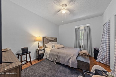 Welcome to 109 Sweetbriar Court, a gracious blend of timeless on Seven Lakes Country Club in North Carolina - for sale on GolfHomes.com, golf home, golf lot