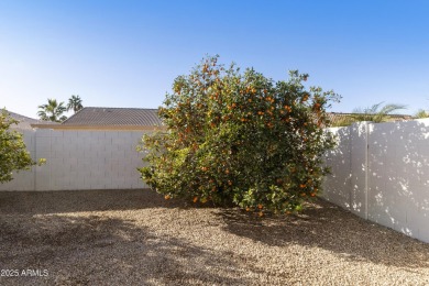 Popular 3BR, 2BA plus den Sonoma model in the amazing gated on Sun Lakes Country Club in Arizona - for sale on GolfHomes.com, golf home, golf lot