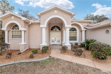 Welcome to Sugarmill Woods Cypress Village! This beautifully on Sugarmill Woods Golf and Country Club in Florida - for sale on GolfHomes.com, golf home, golf lot