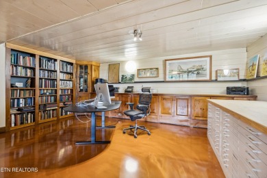 Welcome to Life in Fox Den! This beautifully updated home sits on Fox Den Country Club in Tennessee - for sale on GolfHomes.com, golf home, golf lot