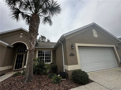 Welcome to this Beautifully maintained 2-bedroom, 2-bath home on Twisted Oaks Golf Club in Florida - for sale on GolfHomes.com, golf home, golf lot