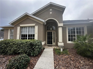 Welcome to this Beautifully maintained 2-bedroom, 2-bath home on Twisted Oaks Golf Club in Florida - for sale on GolfHomes.com, golf home, golf lot