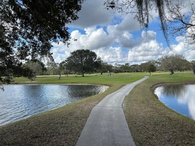 One or more photo(s) has been virtually staged. This property is on Lake Wales Country Club in Florida - for sale on GolfHomes.com, golf home, golf lot