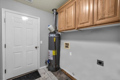 Imagine living in the heart of St. George UT, in a great Single on Southgate Golf Course in Utah - for sale on GolfHomes.com, golf home, golf lot