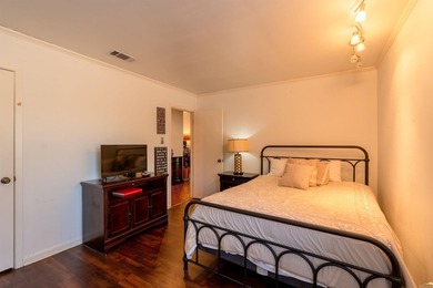 Eden Isle Orchards Condo - COMPLETELY FURNISHED, spotless and on Red Apple Inn and Country Club in Arkansas - for sale on GolfHomes.com, golf home, golf lot