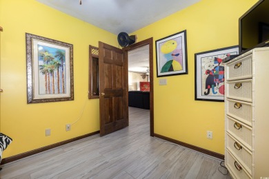 Welcome to this charming two-bedroom, two-bathroom end-unit on  in South Carolina - for sale on GolfHomes.com, golf home, golf lot