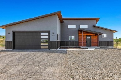 Nearly New & Full of Charm - Your Dream Home in Council, Idaho! on Council Mountain Golf Course in Idaho - for sale on GolfHomes.com, golf home, golf lot
