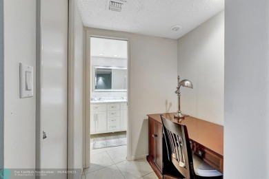 QUIET COZY RARELY AVAILABLE 2/2 KING OVERSIZED PENTHOUSE W/ENCL on Palm-Aire Country Club and Resort - The Oaks in Florida - for sale on GolfHomes.com, golf home, golf lot