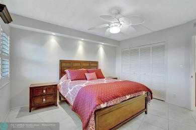 QUIET COZY RARELY AVAILABLE 2/2 KING OVERSIZED PENTHOUSE W/ENCL on Palm-Aire Country Club and Resort - The Oaks in Florida - for sale on GolfHomes.com, golf home, golf lot