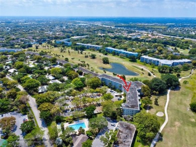 QUIET COZY RARELY AVAILABLE 2/2 KING OVERSIZED PENTHOUSE W/ENCL on Palm-Aire Country Club and Resort - The Oaks in Florida - for sale on GolfHomes.com, golf home, golf lot