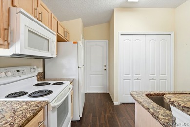 Welcome home to Florida's Nature Coast area in beautiful Citrus on Brentwood Farms Golf Club in Florida - for sale on GolfHomes.com, golf home, golf lot