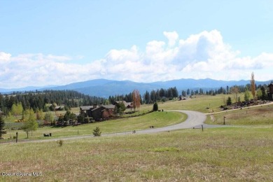 BEAUTIFUL BUILDING SITE AT PRESTIGIOUS BLACK ROCK. Positioned on The Golf Club at Black Rock in Idaho - for sale on GolfHomes.com, golf home, golf lot
