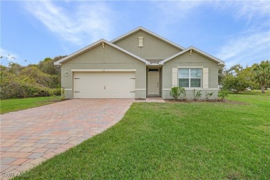 Welcome to this beautifully maintained 4-bedroom, 2-bathroom on Kingsway Country Club in Florida - for sale on GolfHomes.com, golf home, golf lot