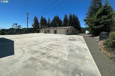 Welcome to 94475 Golf Course Ln in North Bend - a rare on  in Oregon - for sale on GolfHomes.com, golf home, golf lot