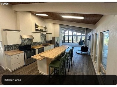 Welcome to 94475 Golf Course Ln in North Bend - a rare on  in Oregon - for sale on GolfHomes.com, golf home, golf lot