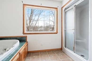 The more the merrier! This large and well maintained home is on Holiday Island Golf Course in Arkansas - for sale on GolfHomes.com, golf home, golf lot