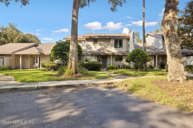 You'll relax in this spacious 3br, 3 1/2 bathroom Villa, remote on TPC at Sawgrass in Florida - for sale on GolfHomes.com, golf home, golf lot