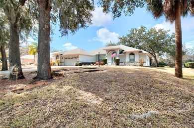 Searching for the perfect home in the heart of Crystal River? If on Plantation Inn and Golf Resort  in Florida - for sale on GolfHomes.com, golf home, golf lot