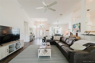 Searching for the perfect home in the heart of Crystal River? If on Plantation Inn and Golf Resort  in Florida - for sale on GolfHomes.com, golf home, golf lot