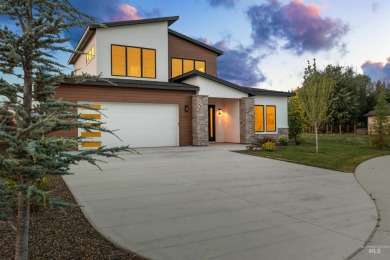 Built by custom home builder Realm Development, this nearly 2 on Eagle Legacy Golf Course in Idaho - for sale on GolfHomes.com, golf home, golf lot