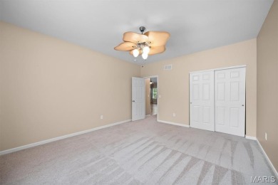 Welcome to this stunning 4-bedroom, 3-bath home offering space on Far Oaks Golf Club in Illinois - for sale on GolfHomes.com, golf home, golf lot