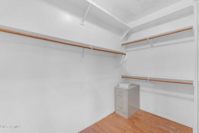 ( RARE- 2 Downstairs Bedrooms home ) This Spacious 4-bed, 2 on Palm Valley Golf Club  in Arizona - for sale on GolfHomes.com, golf home, golf lot