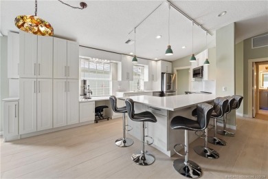 Welcome to this beautifully remodeled 2 bedroom, 2 bathroom on  in Florida - for sale on GolfHomes.com, golf home, golf lot