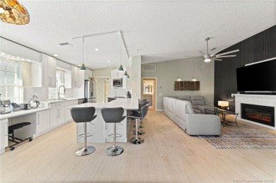 Welcome to this beautifully remodeled 2 bedroom, 2 bathroom on  in Florida - for sale on GolfHomes.com, golf home, golf lot