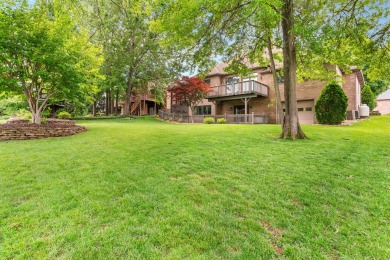 Welcome to Your Dream Home in Fremont Hills! Nestled in the on Fremont Hills Country Club in Missouri - for sale on GolfHomes.com, golf home, golf lot