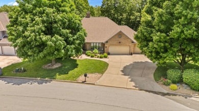 Welcome to Your Dream Home in Fremont Hills! Nestled in the on Fremont Hills Country Club in Missouri - for sale on GolfHomes.com, golf home, golf lot